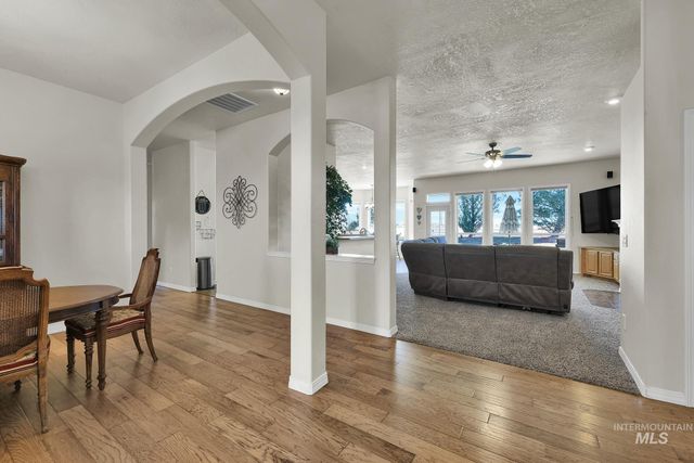 3078 N Brumby Ln, Kuna, ID 83634