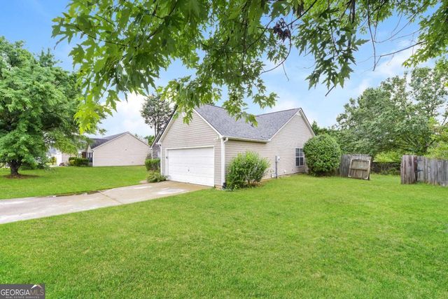 1525 Julianna Drive, Loganville, GA 30052
