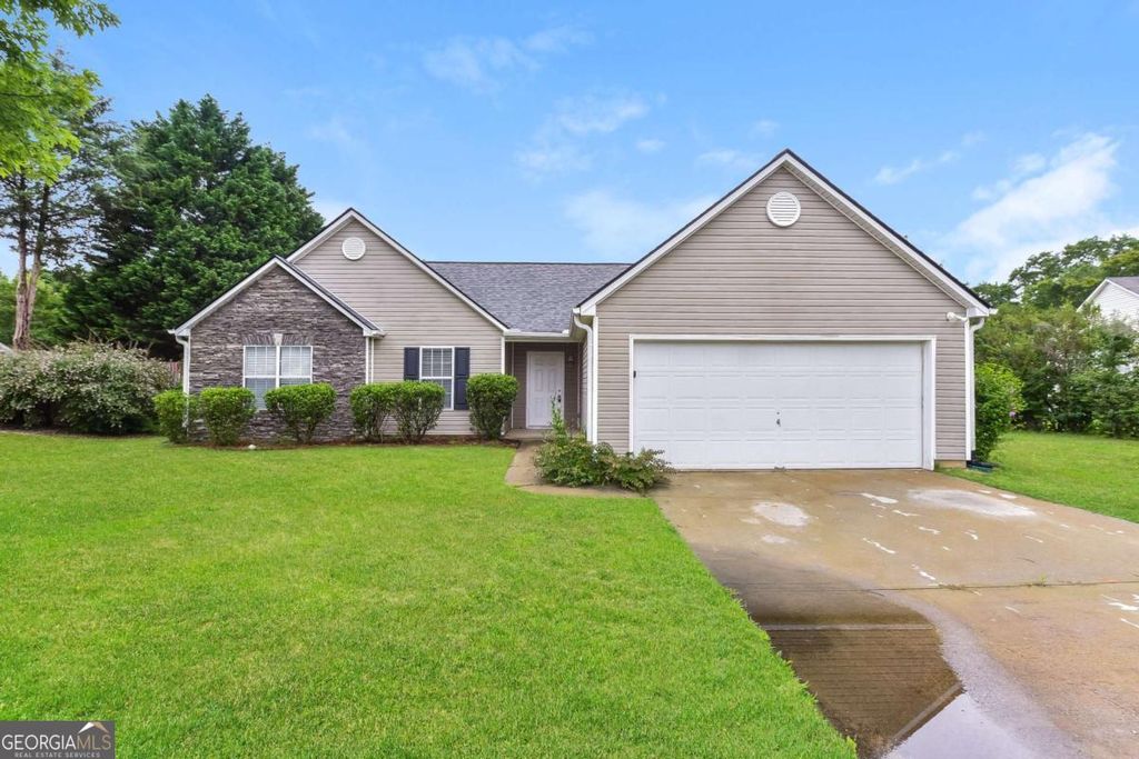 1525 Julianna Drive, Loganville, GA 30052
