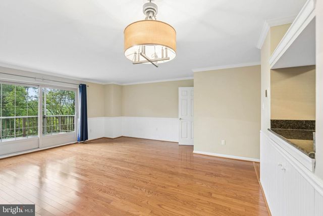 64 ENGLISH RUN CIRCLE, Sparks, MD 21152