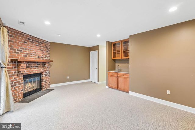 64 ENGLISH RUN CIRCLE, Sparks, MD 21152