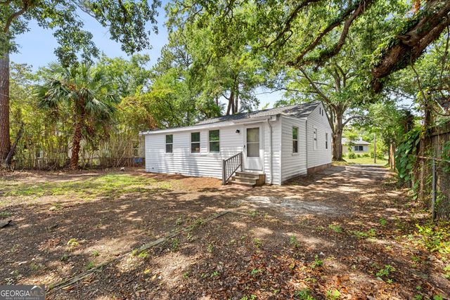 2209 New Mexico Street, Savannah, GA 31404