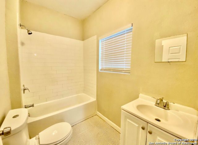 2219 S New Braunfels Ave, San Antonio, TX 78210