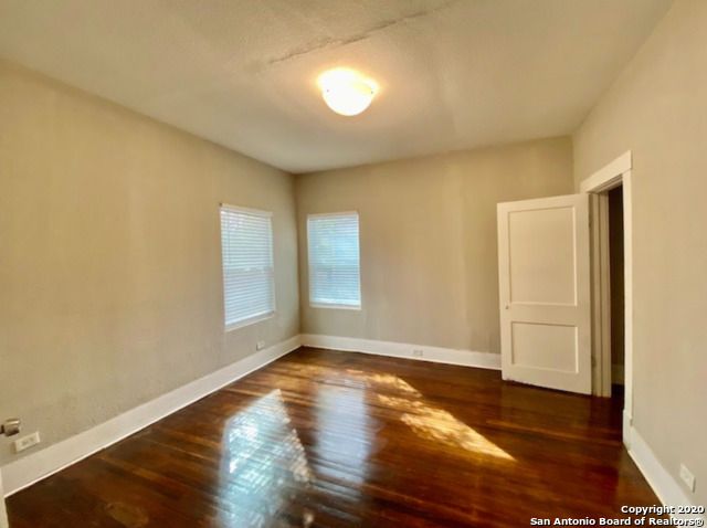 2219 S New Braunfels Ave, San Antonio, TX 78210