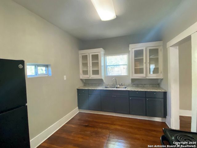 2219 S New Braunfels Ave, San Antonio, TX 78210