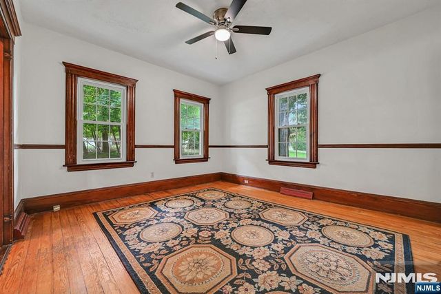 370 Sicomac Avenue, Wyckoff, NJ 07481