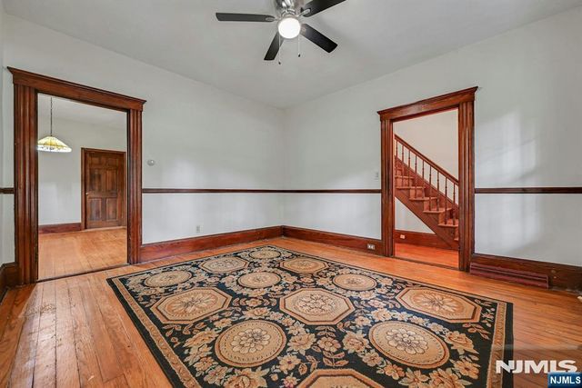 370 Sicomac Avenue, Wyckoff, NJ 07481