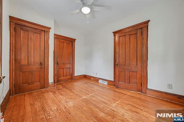 370 Sicomac Avenue, Wyckoff, NJ 07481
