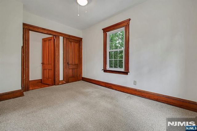 370 Sicomac Avenue, Wyckoff, NJ 07481
