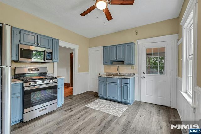 370 Sicomac Avenue, Wyckoff, NJ 07481