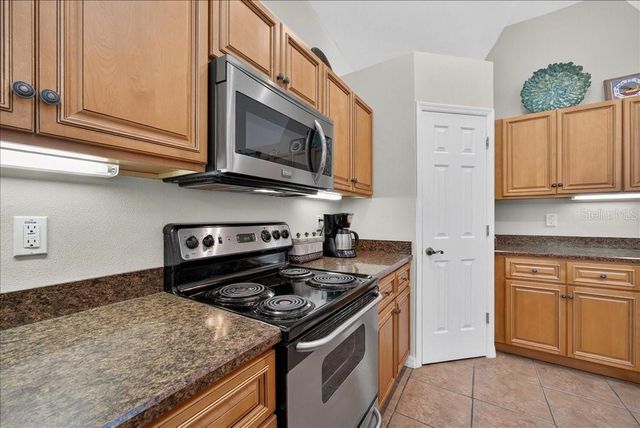 5 KAFFEE COURT, Palm Coast, FL 32164