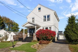 63 Peckham Avenue, North Providence, RI 02908