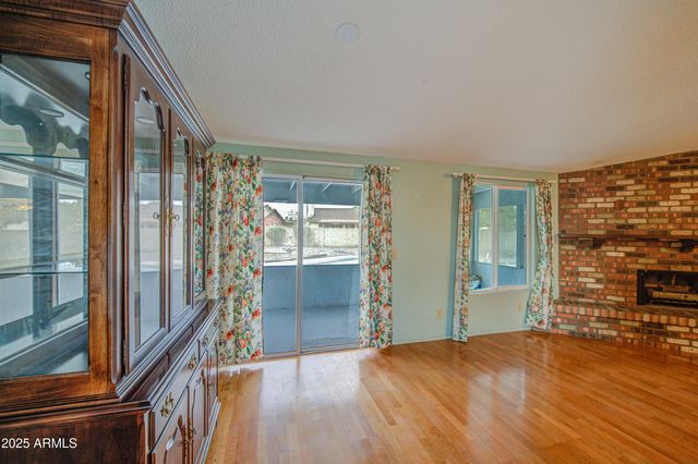 4615 N 101st Avenue, Phoenix, AZ 85037