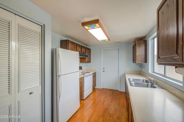 4615 N 101st Avenue, Phoenix, AZ 85037