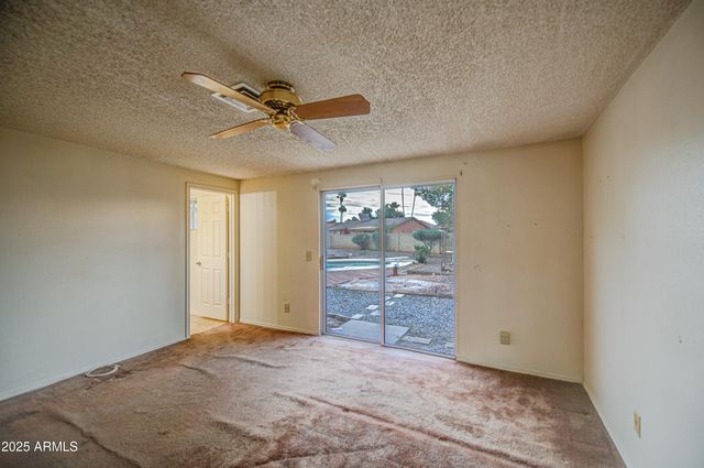 4615 N 101st Avenue, Phoenix, AZ 85037