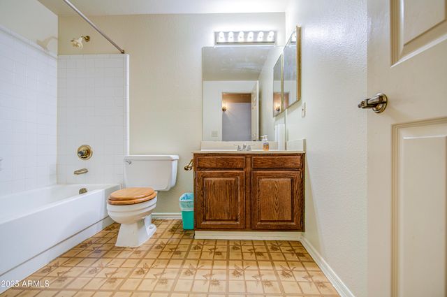 4615 N 101st Avenue, Phoenix, AZ 85037