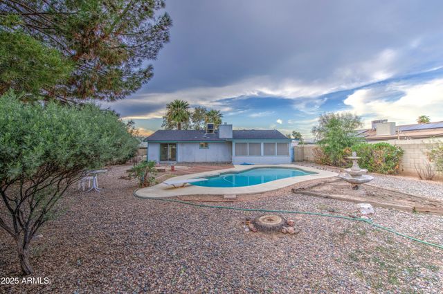 4615 N 101st Avenue, Phoenix, AZ 85037