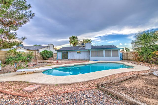 4615 N 101st Avenue, Phoenix, AZ 85037