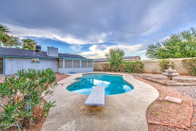 4615 N 101st Avenue, Phoenix, AZ 85037