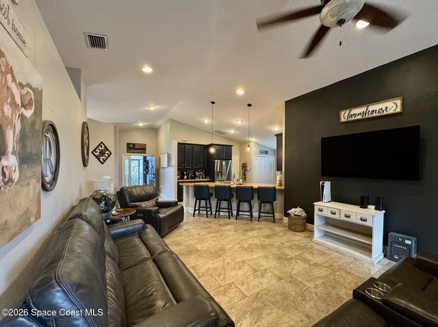 1482 Modoc Circle, Melbourne, FL 32934