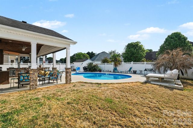 4476 Greystone Drive SW, Concord, NC 28027