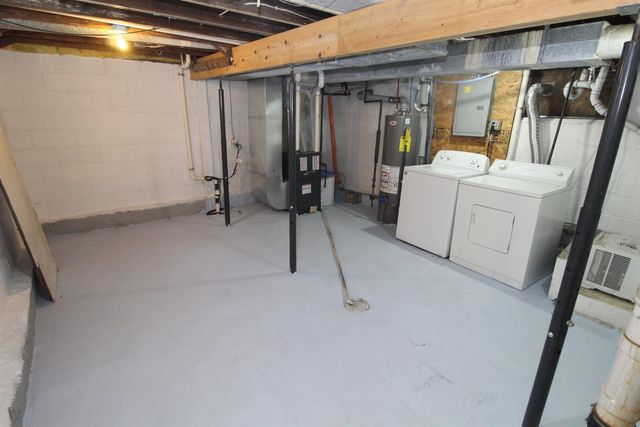 712 Upton Avenue, Waterloo, IA 50701