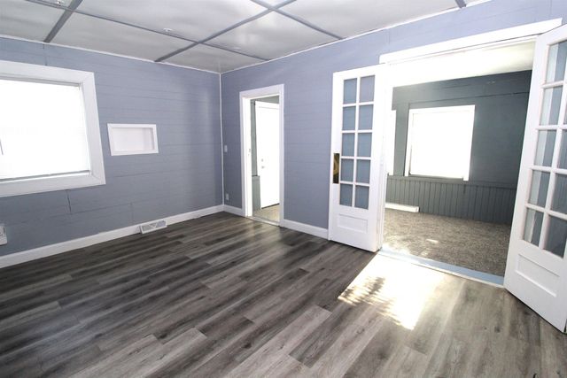 712 Upton Avenue, Waterloo, IA 50701