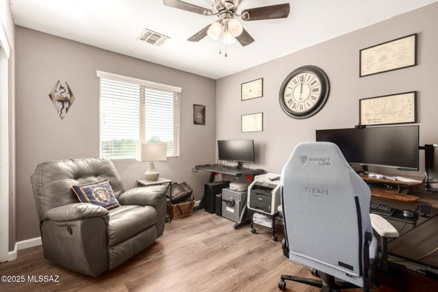 21615 E Homestead Drive, Red Rock, AZ 85145