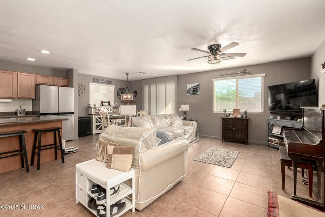 21615 E Homestead Drive, Red Rock, AZ 85145