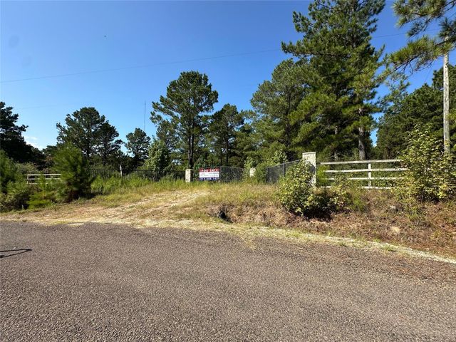 1034 Lloyd Bell Road, Trinity, TX 75862