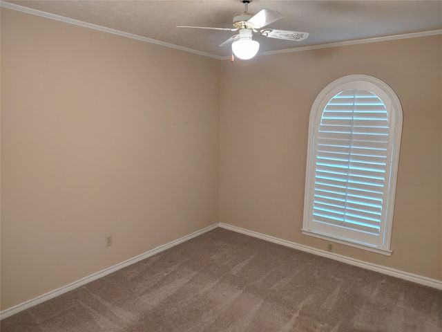 3817 Crestpark Drive, Farmers Branch, TX 75244