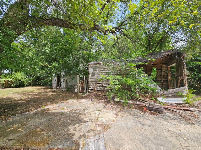 3219 Idaho Avenue, Dallas, TX 75216