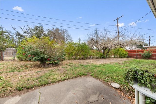 1012 W 3rd Street, Weslaco, TX 78596