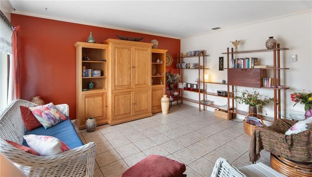 1012 W 3rd Street, Weslaco, TX 78596