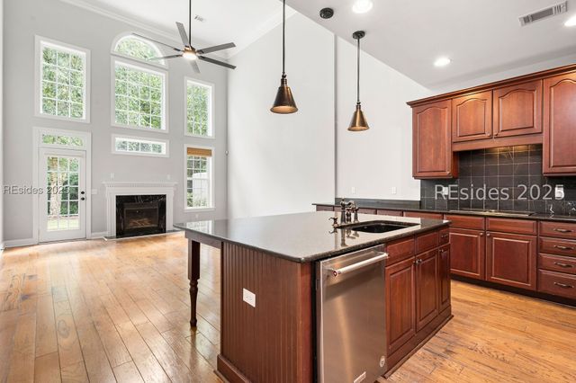 19 Paxton Cir, Bluffton, SC 29910