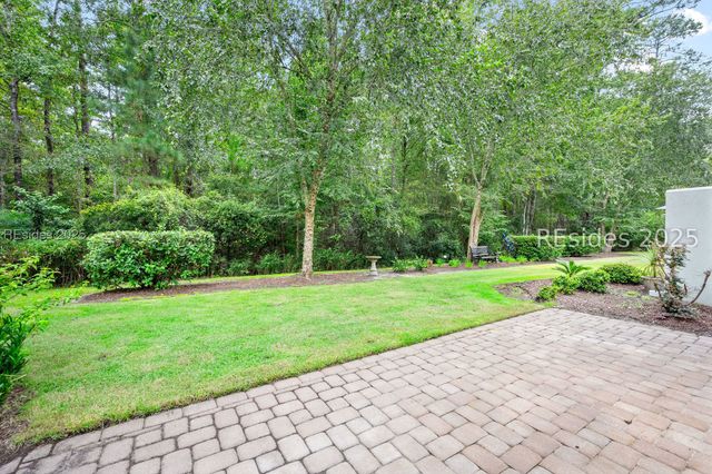 19 Paxton Cir, Bluffton, SC 29910