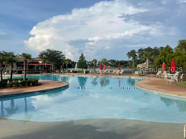 19 Paxton Cir, Bluffton, SC 29910