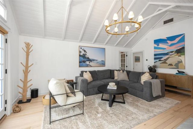 501 Lombardy Lane, Laguna Beach, CA 92651