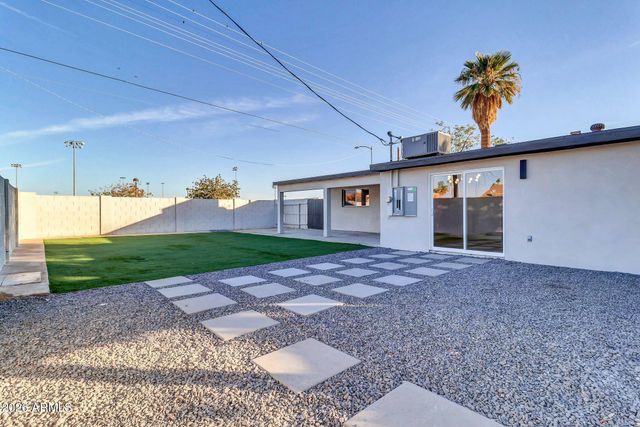 7538 E GARFIELD Street, Scottsdale, AZ 85257