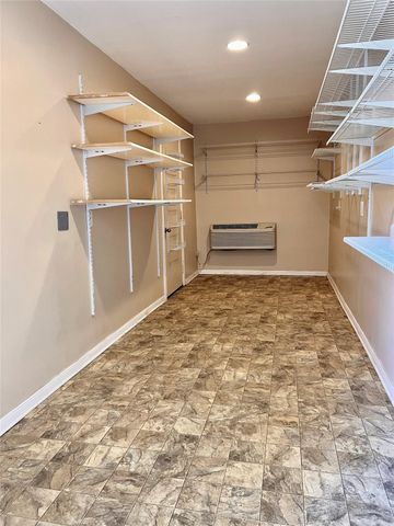 30707 Melcrest Estates Drive, Spring, TX 77386
