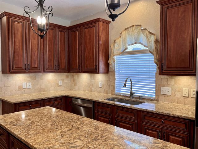 30707 Melcrest Estates Drive, Spring, TX 77386