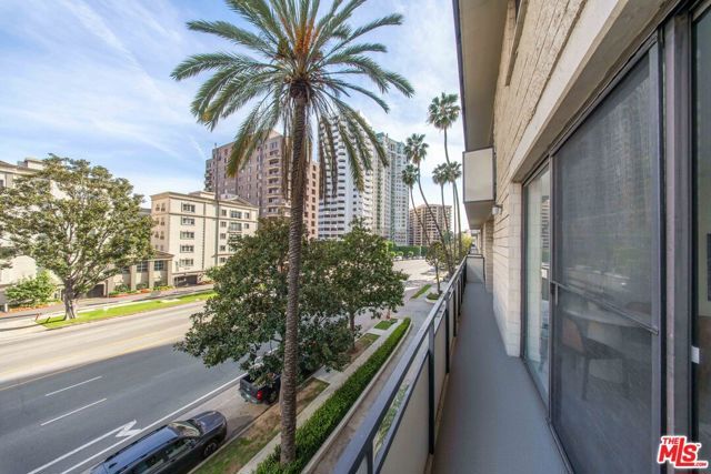 10535 Wilshire Boulevard 401, Los Angeles, CA 90024