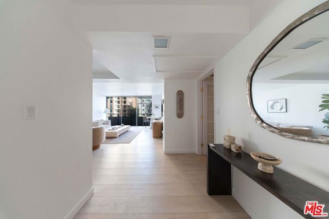 10535 Wilshire Boulevard 401, Los Angeles, CA 90024