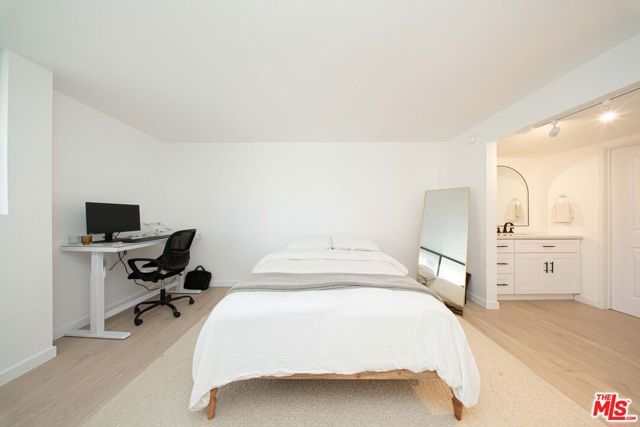 10535 Wilshire Boulevard 401, Los Angeles, CA 90024