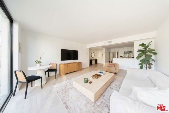 10535 Wilshire Boulevard 401, Los Angeles, CA 90024