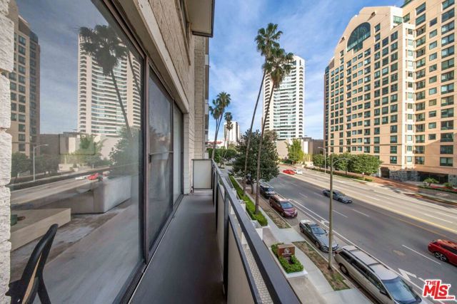 10535 Wilshire Boulevard 401, Los Angeles, CA 90024