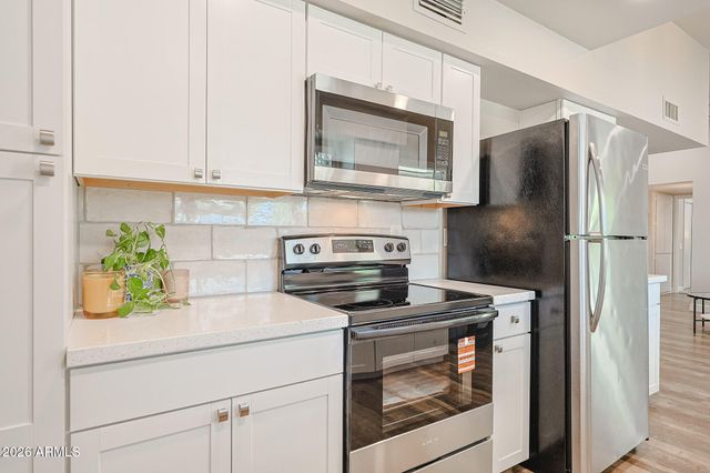 10709 W SEQUOIA Drive, Sun City, AZ 85373