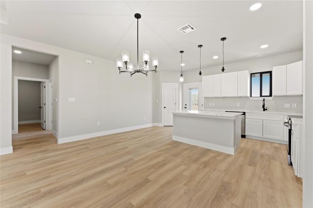 113 Autumn Sage TRL, Johnson City, TX 78636