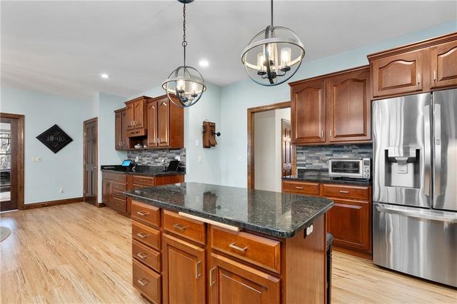 1520 Knollwood Trail, Altoona, WI 54720