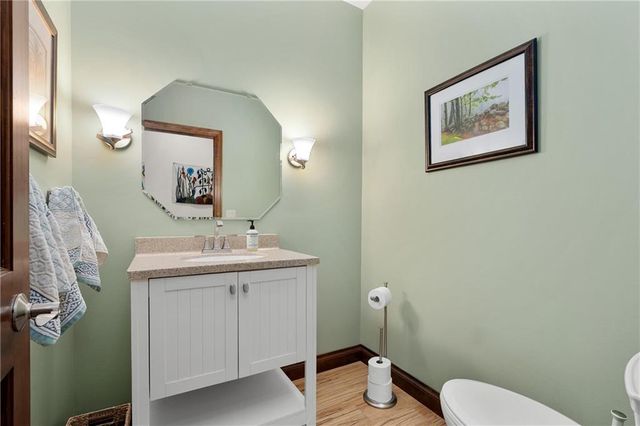 1520 Knollwood Trail, Altoona, WI 54720